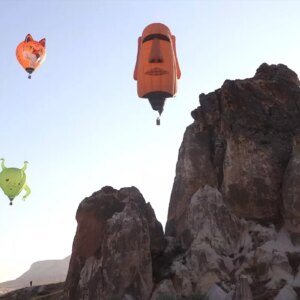 kapadokya balon festivali renkli anlara ev sahipligi yapti OrDJnc4W