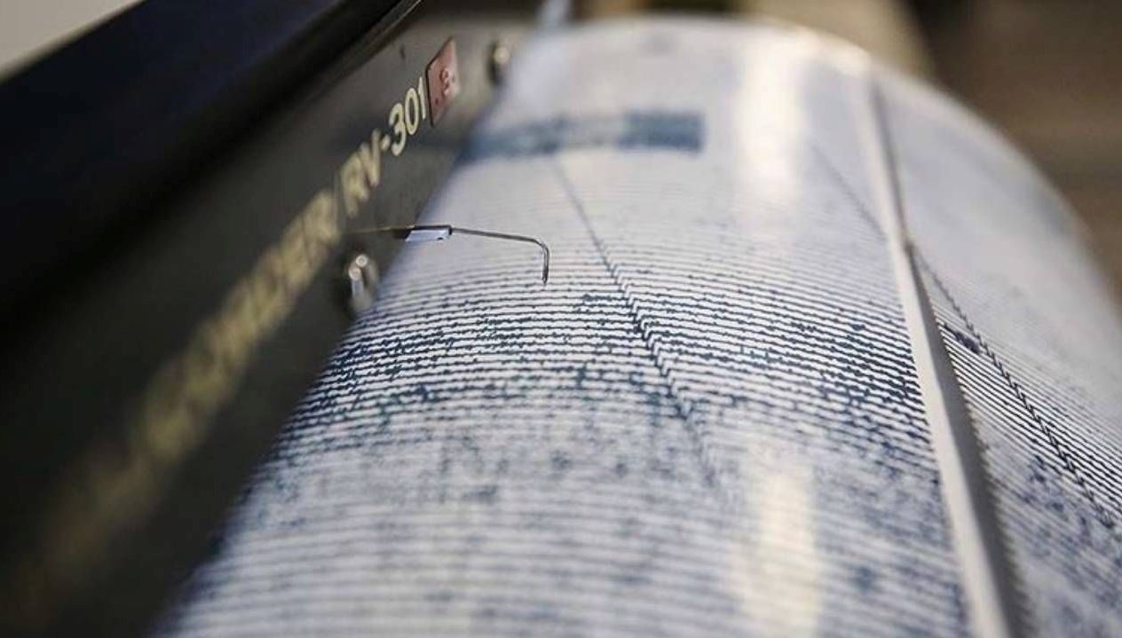 balikesirde artcilar suruyor sindirgida deprem oldu kandilli afad son depremler jwqgLLH7