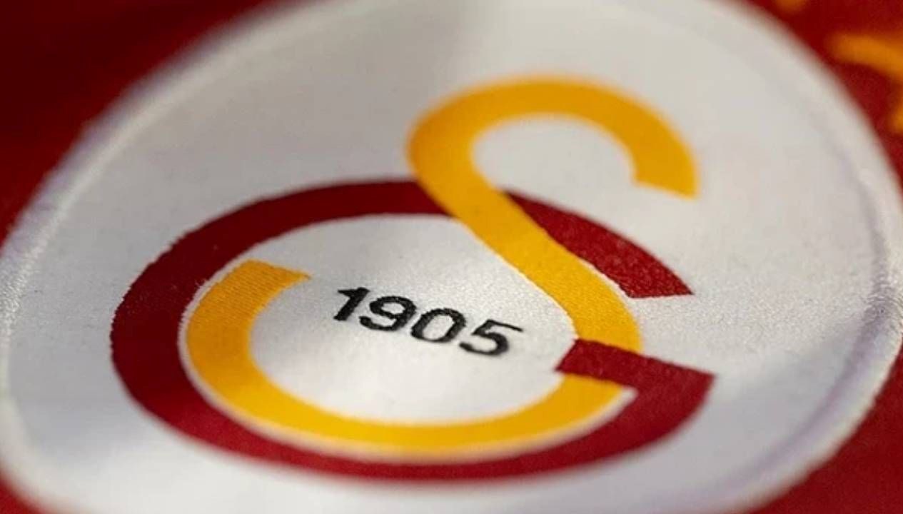 galatasarayin sampiyonlar ligindeki ilk macinin hakemi belli oldu 7RH6j1hE