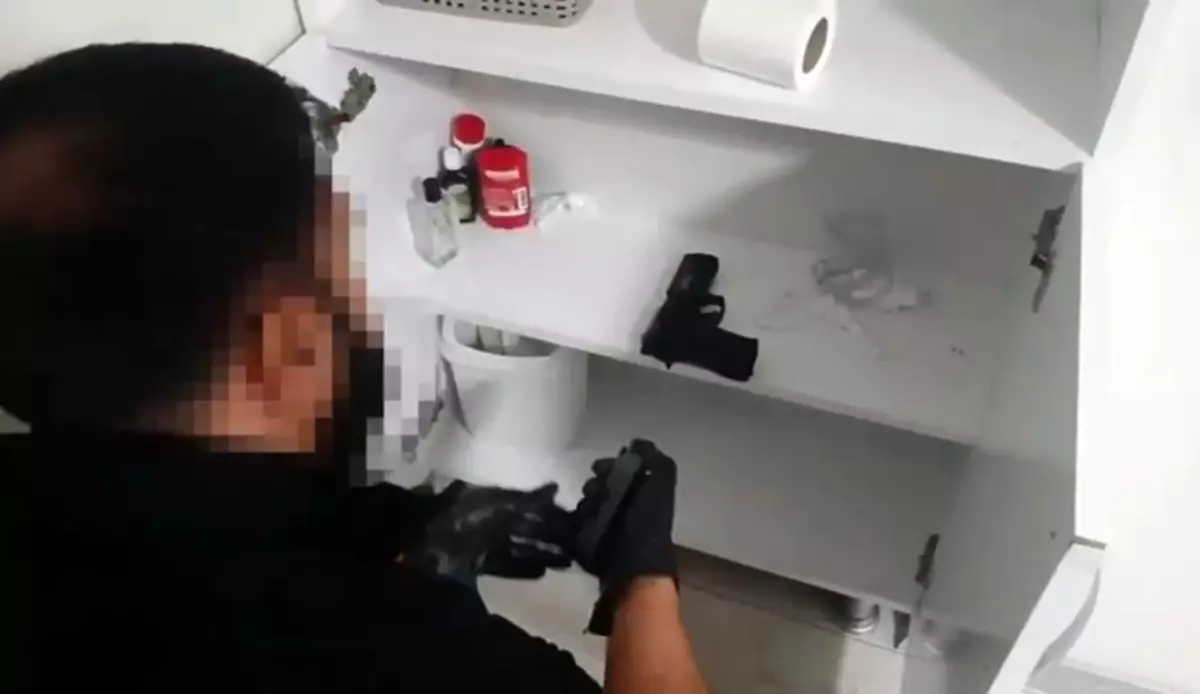 izmirde safak operasyonu 173 gozalti f5UgMdC6.jpg