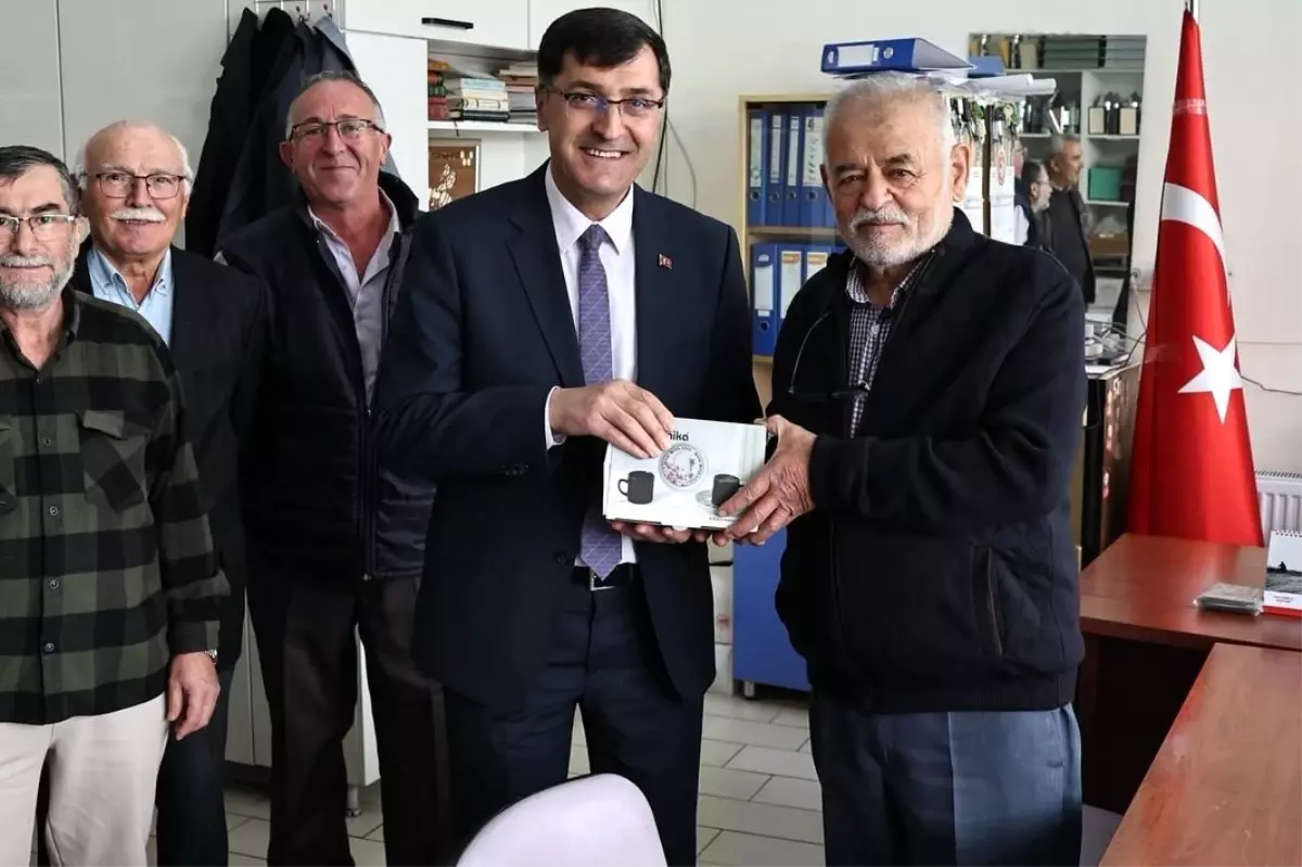 kutahya belediye baskani aricilik sektorunu ziyaret etti FCZiCgYT.jpg