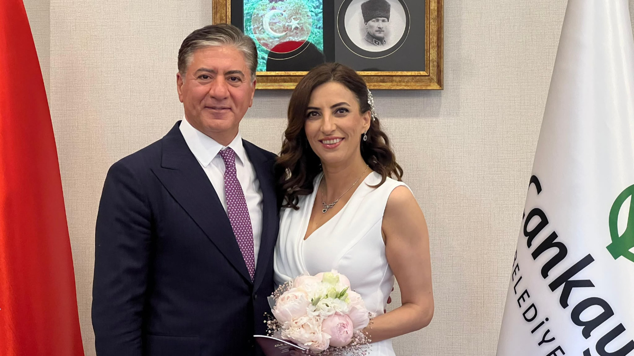 TBMM’de bir ilk: CHP’li Murat Emir ile Evrim Rızvanoğlu evlendi