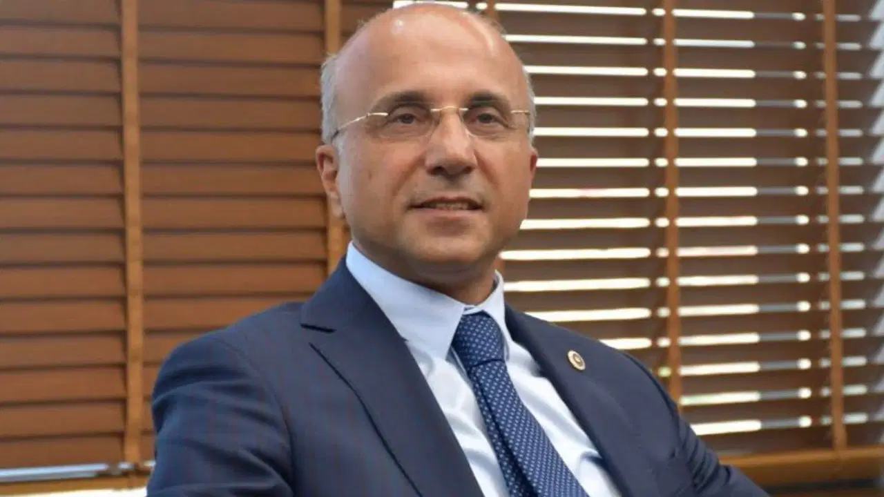 CHP’li Aşkın Genç: ‘Enerji yoksulluğunu birkaç teknik aksaklığa veya dönemsel kullanıma indirgemek kabul edilemez’