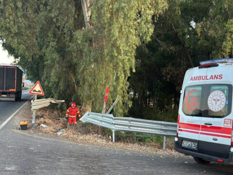 Demir bariyerleri asti sarampole uctu mugla marmaris yolu kana bulandi tOjUSNXD
